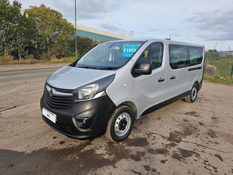 VAUXHALL VIVARO