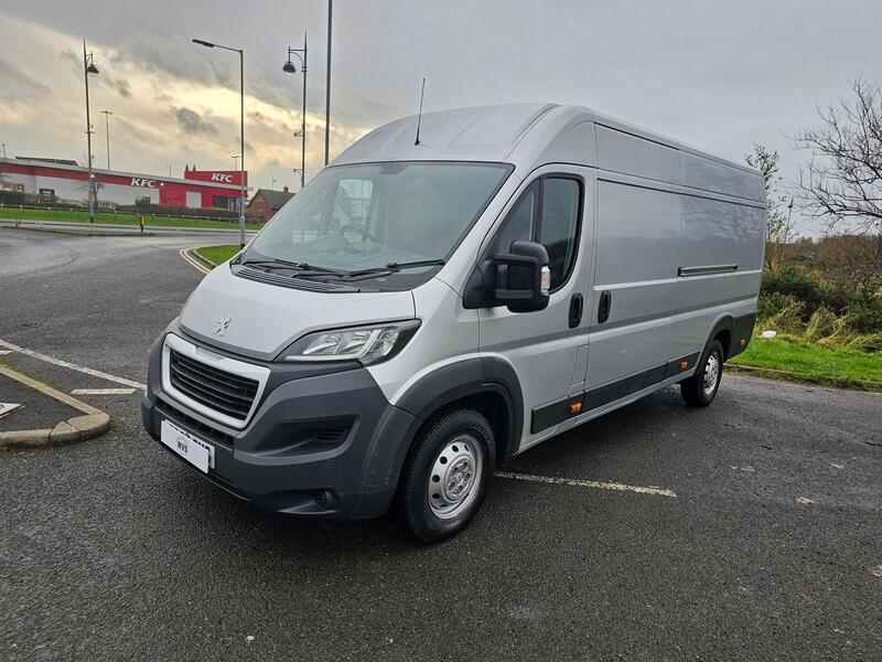 PEUGEOT BOXER