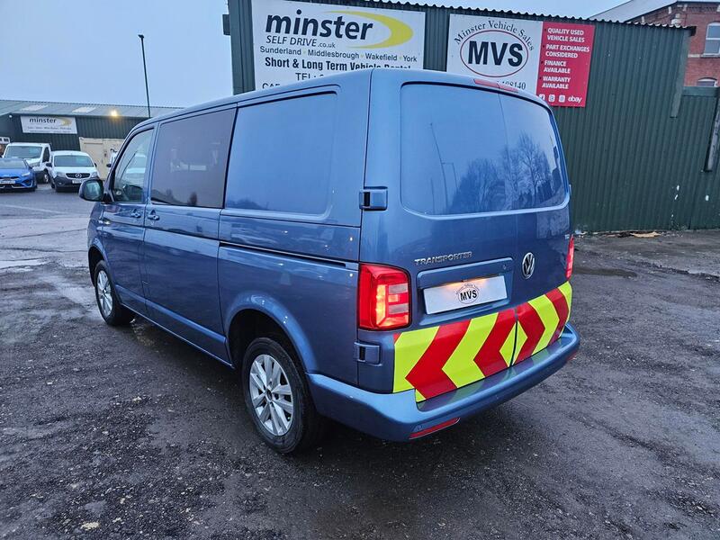 VOLKSWAGEN TRANSPORTER