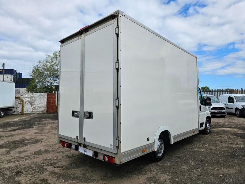 PEUGEOT BOXER