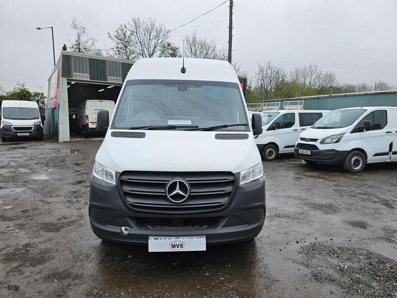 MERCEDES-BENZ SPRINTER