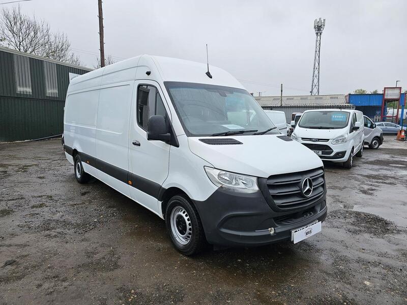 MERCEDES-BENZ SPRINTER