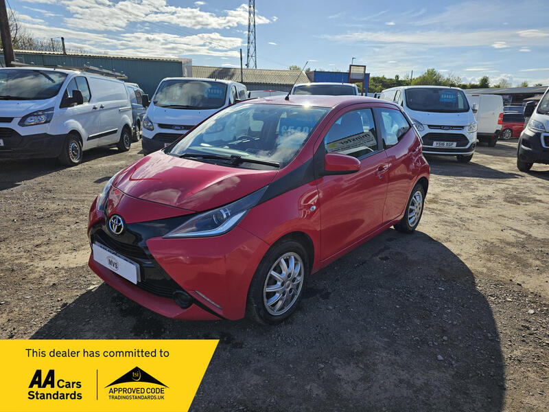 TOYOTA AYGO