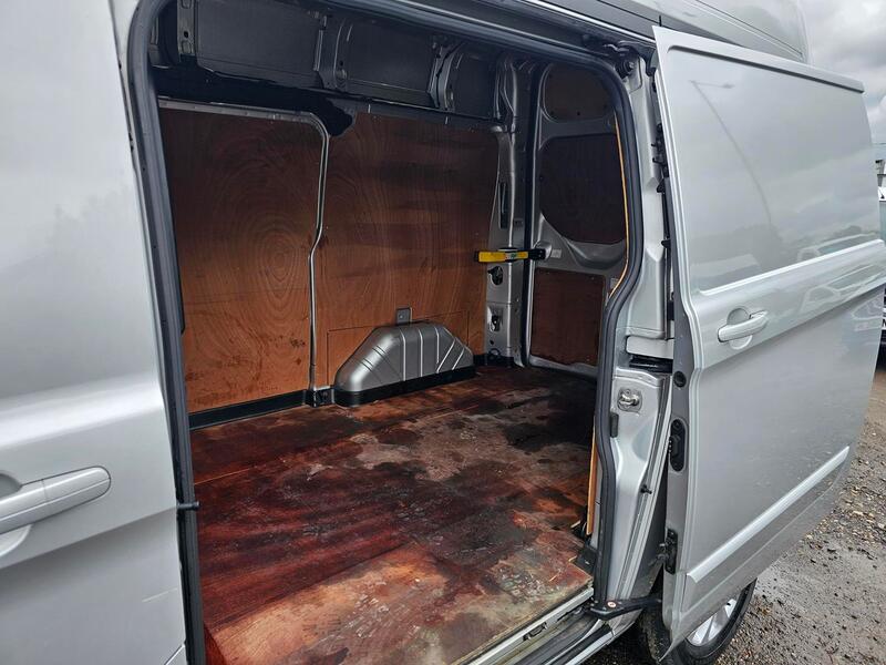 FORD TRANSIT CUSTOM