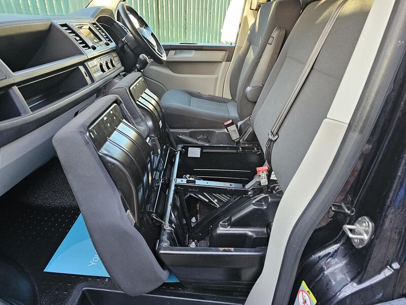 VOLKSWAGEN TRANSPORTER