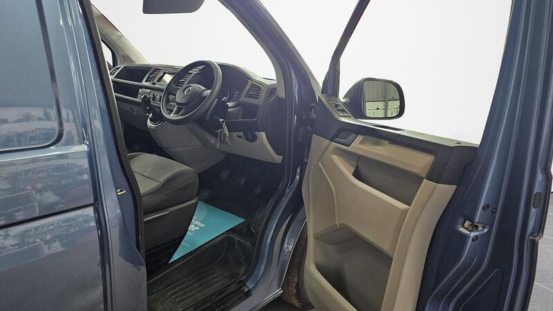 VOLKSWAGEN TRANSPORTER