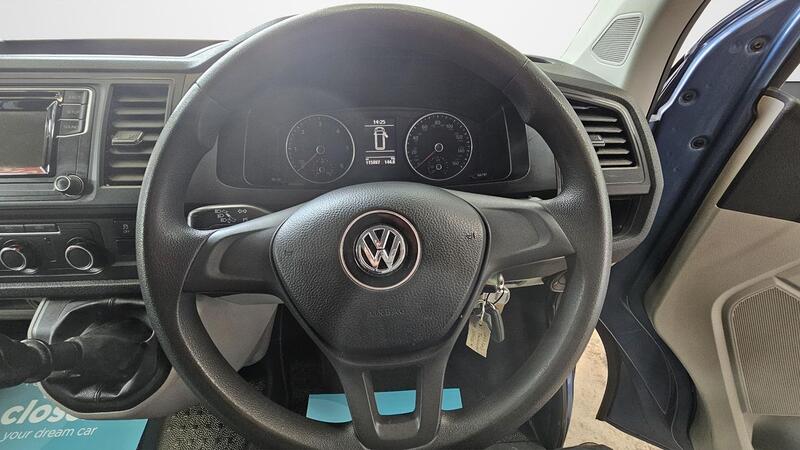 VOLKSWAGEN TRANSPORTER