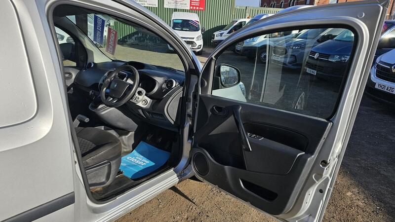 RENAULT KANGOO