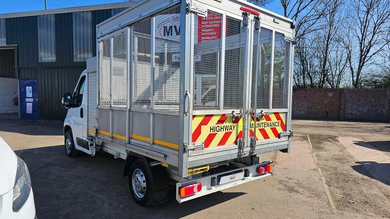PEUGEOT BOXER