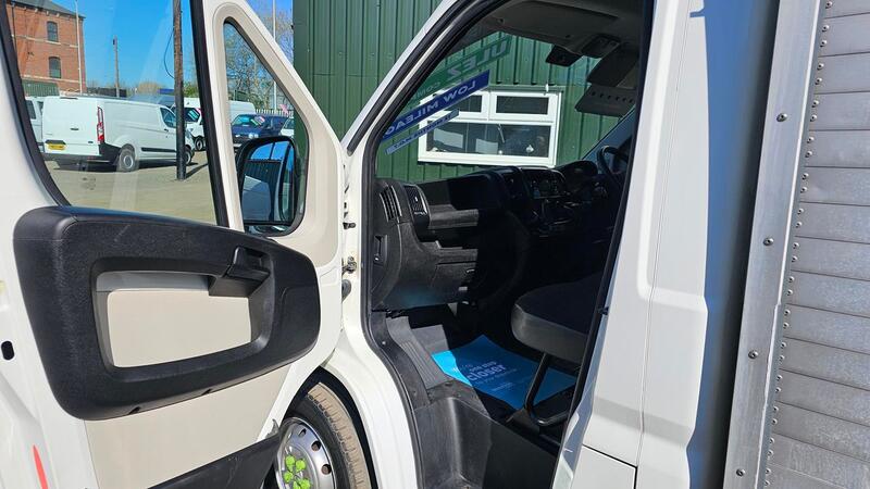 PEUGEOT BOXER