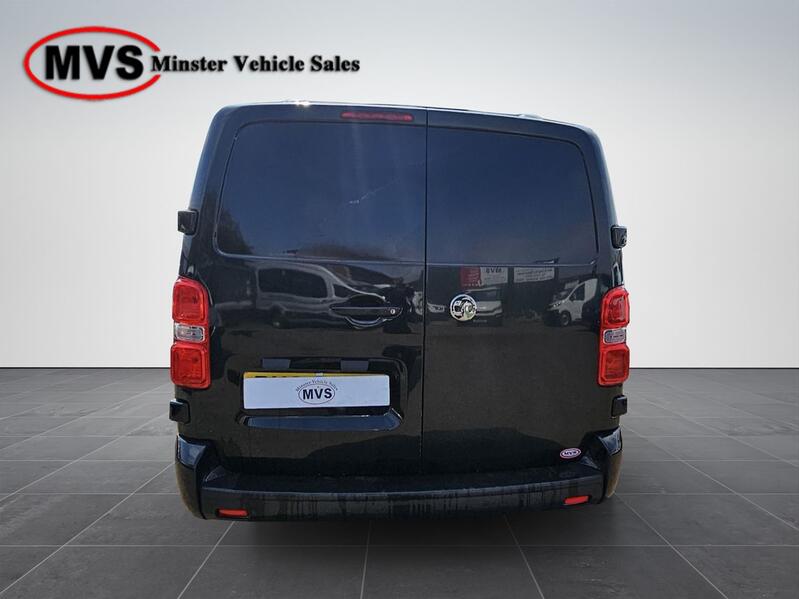 VAUXHALL VIVARO