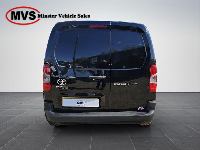 TOYOTA PROACE CITY