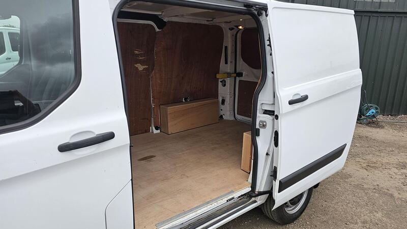FORD TRANSIT CUSTOM