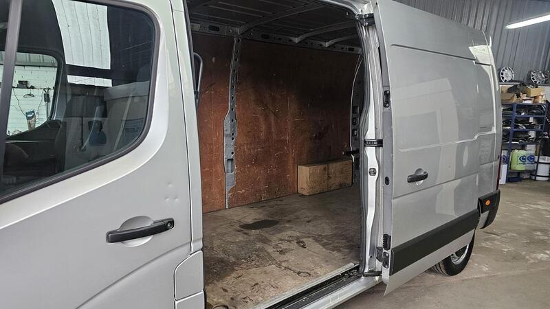 VAUXHALL MOVANO