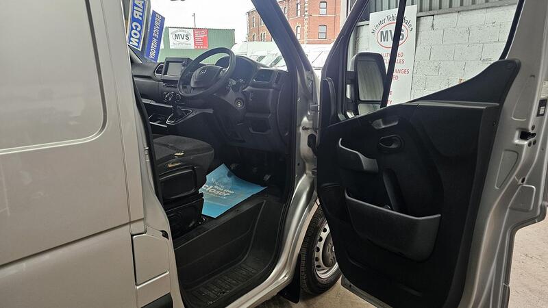 VAUXHALL MOVANO