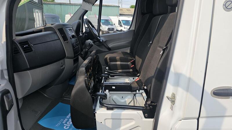MERCEDES-BENZ SPRINTER
