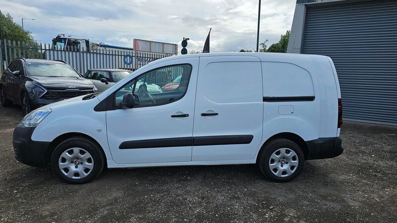 PEUGEOT PARTNER