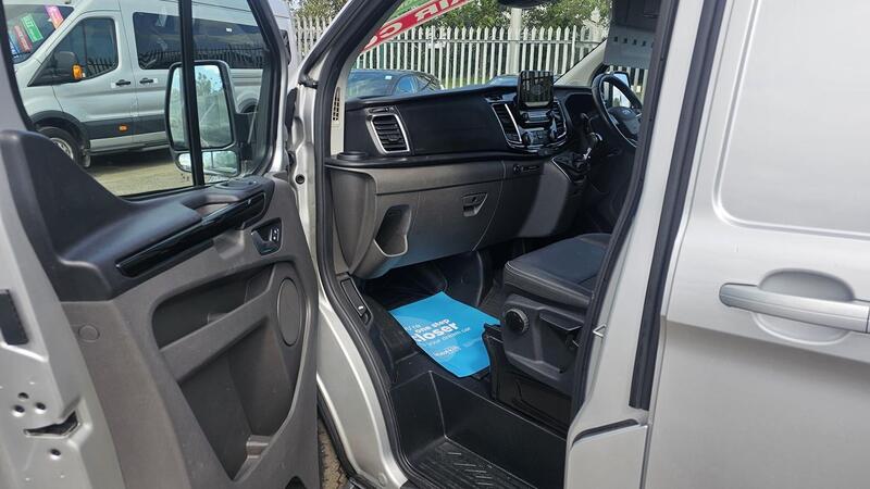 FORD TRANSIT CUSTOM