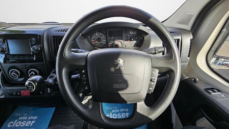 PEUGEOT BOXER