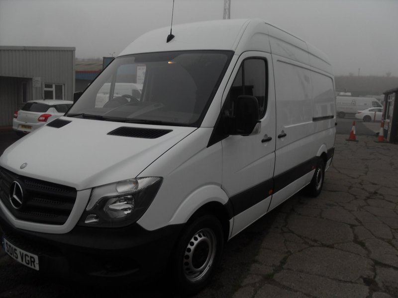 MERCEDES-BENZ SPRINTER