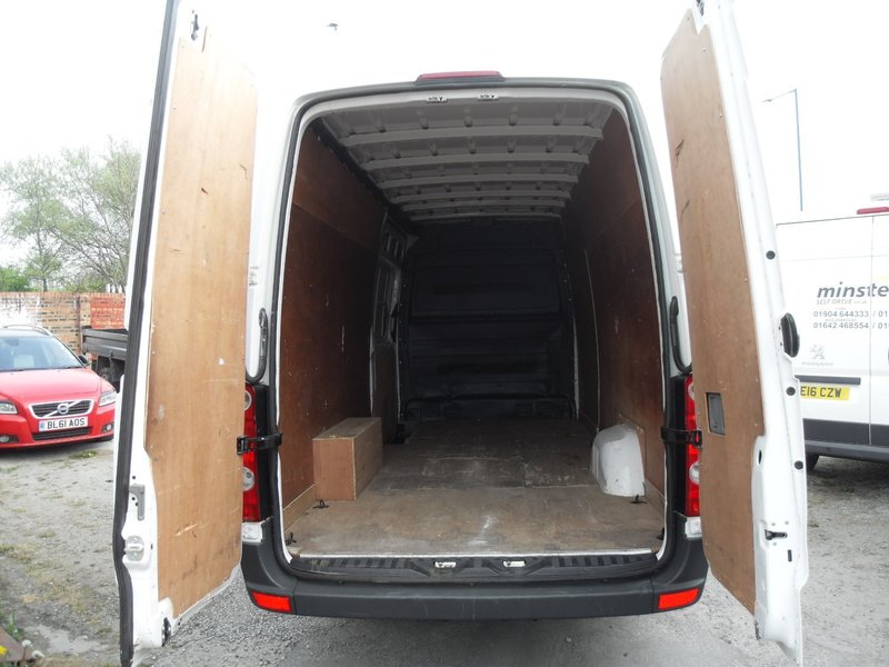 VOLKSWAGEN CRAFTER