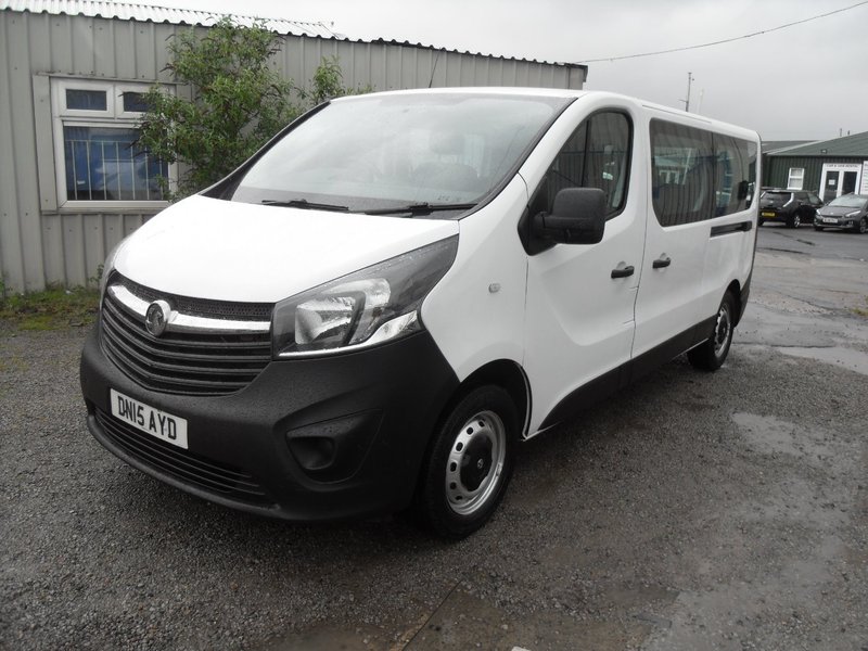 VAUXHALL VIVARO