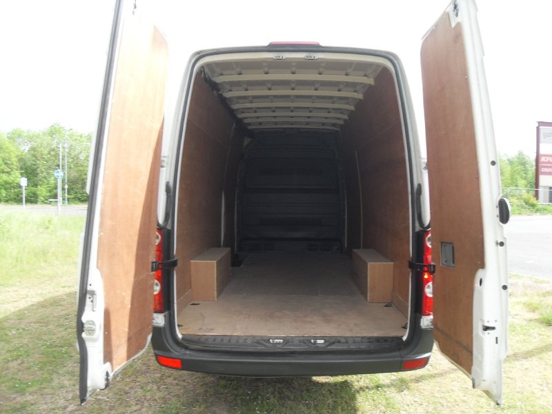 VOLKSWAGEN CRAFTER