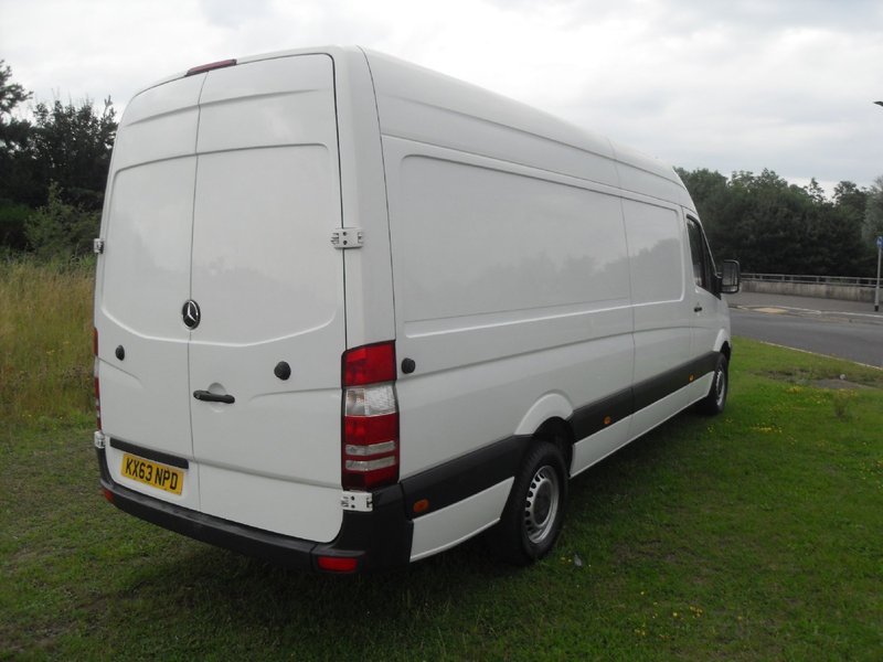 MERCEDES-BENZ SPRINTER