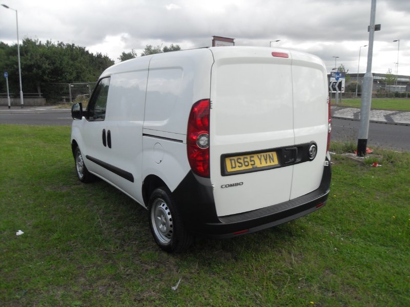 VAUXHALL COMBO