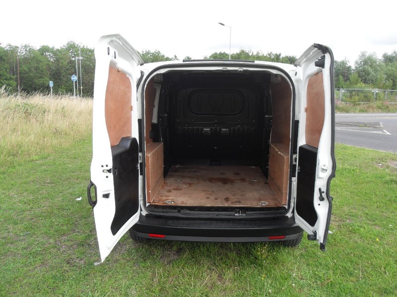 VAUXHALL COMBO