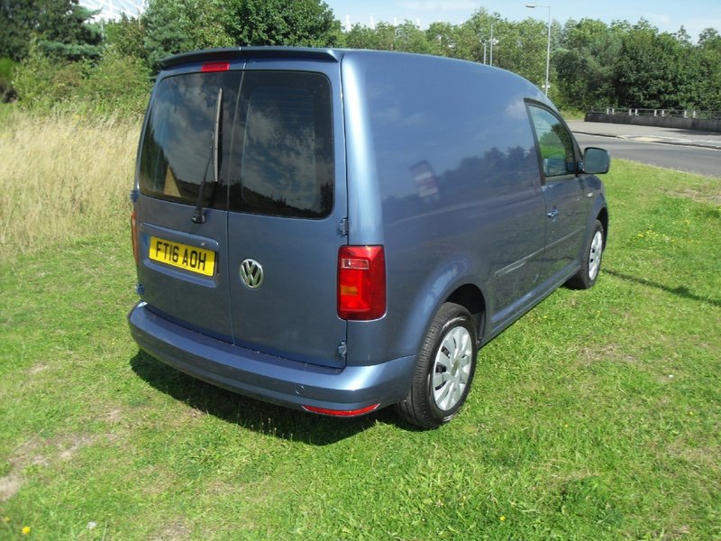 VOLKSWAGEN CADDY