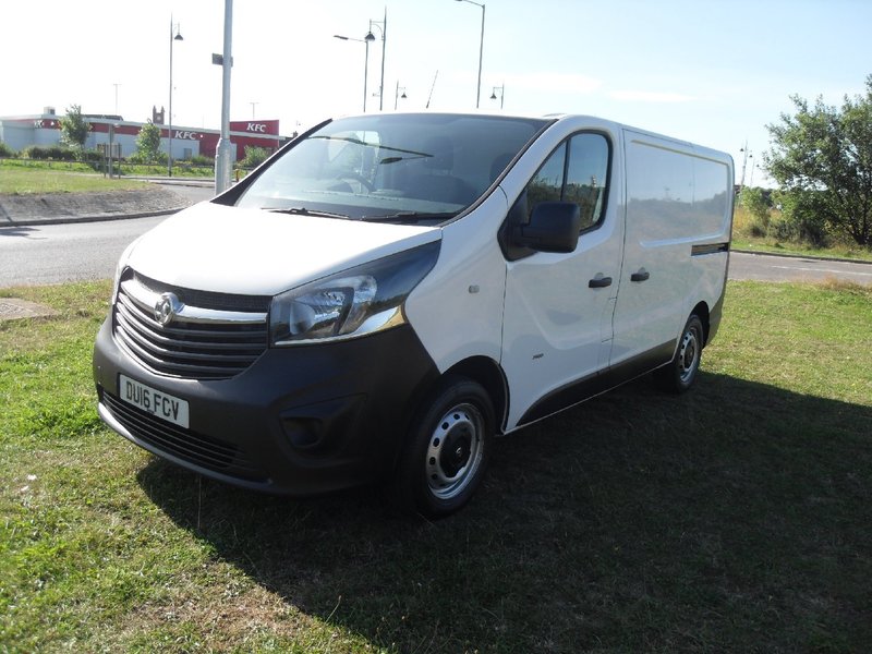 VAUXHALL VIVARO