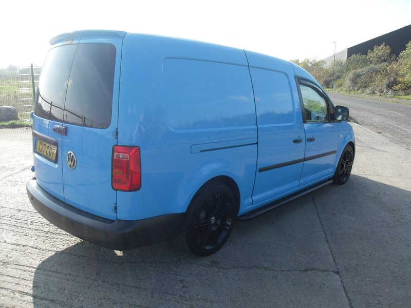 VOLKSWAGEN CADDY