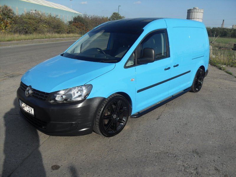 VOLKSWAGEN CADDY