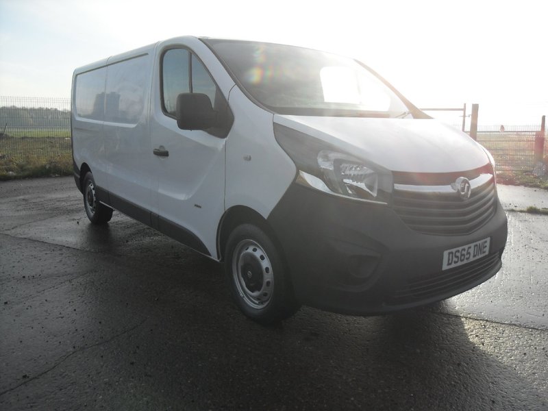 VAUXHALL VIVARO