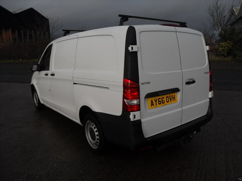 MERCEDES-BENZ VITO