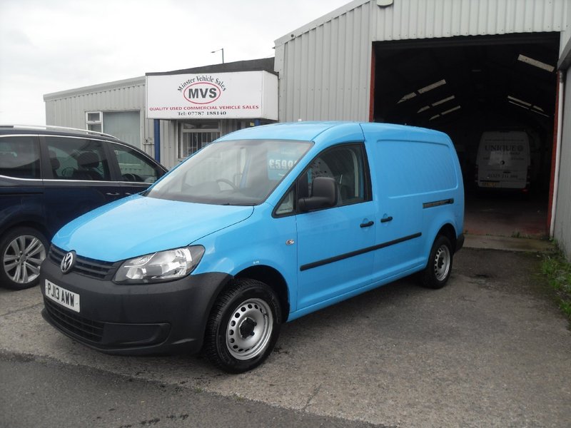 VOLKSWAGEN CADDY