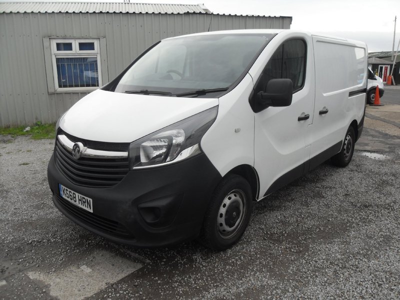 VAUXHALL VIVARO