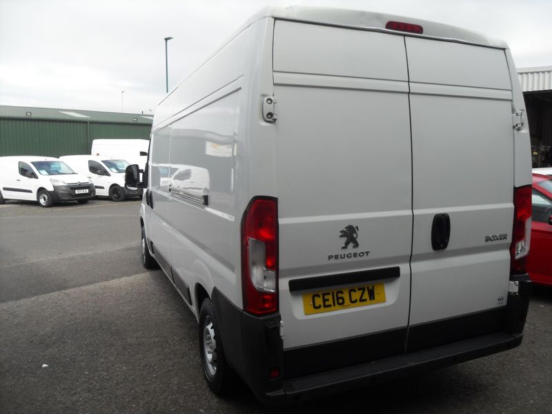 PEUGEOT BOXER