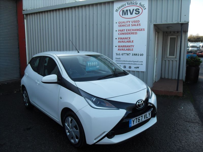 TOYOTA AYGO