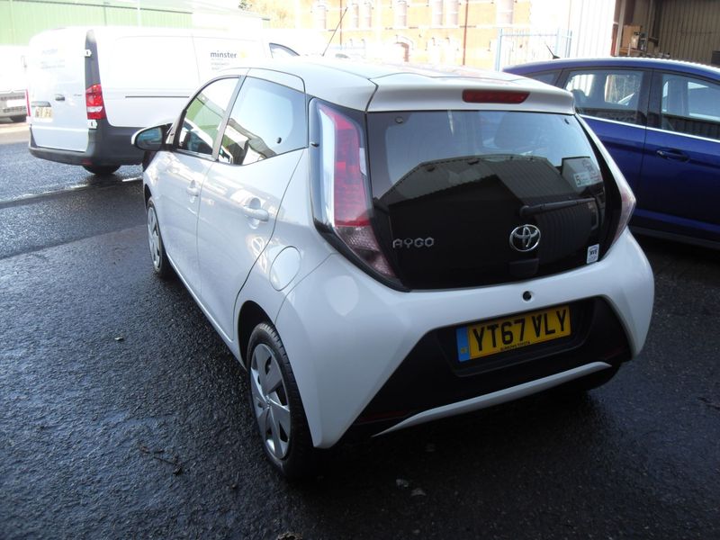 TOYOTA AYGO