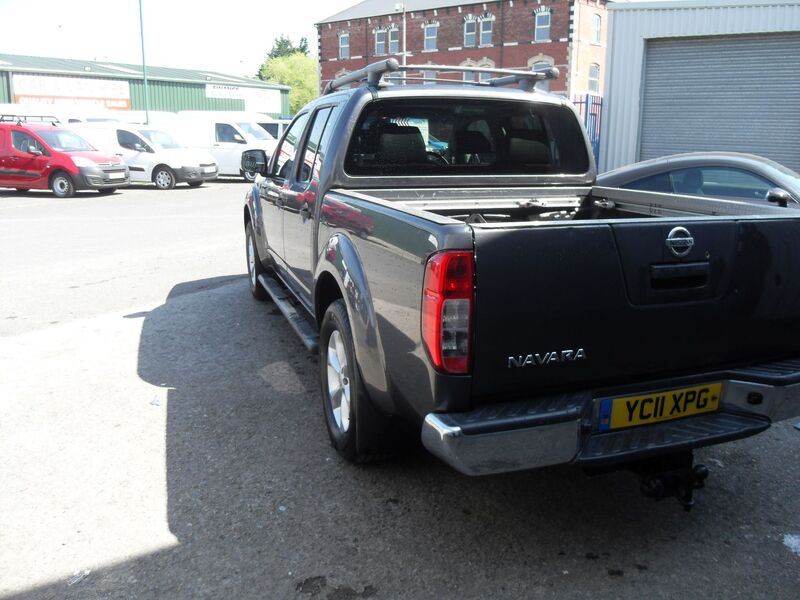 NISSAN NAVARA