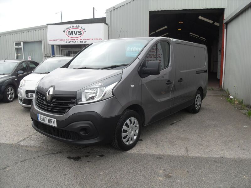 RENAULT TRAFIC