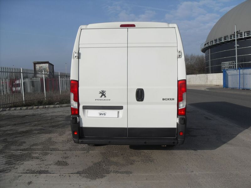 PEUGEOT BOXER