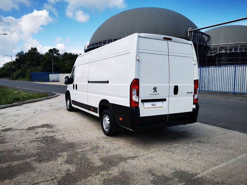 PEUGEOT BOXER