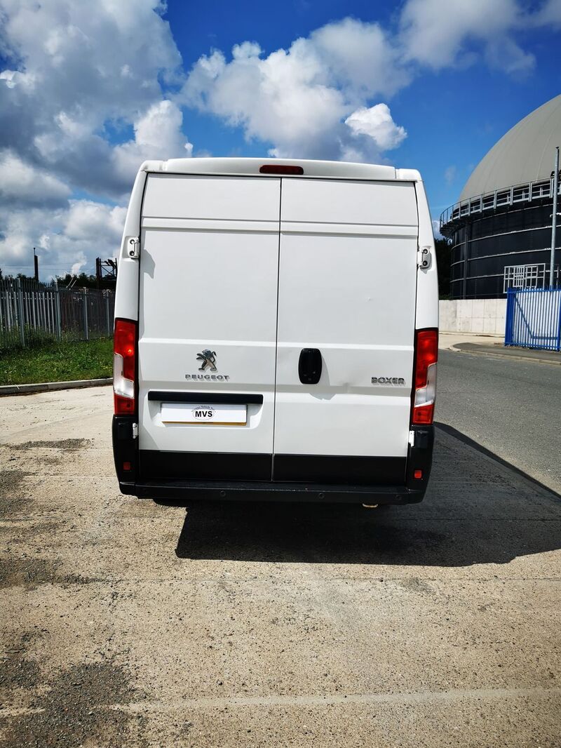 PEUGEOT BOXER