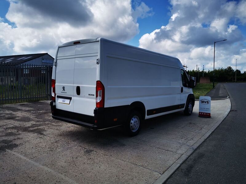 PEUGEOT BOXER