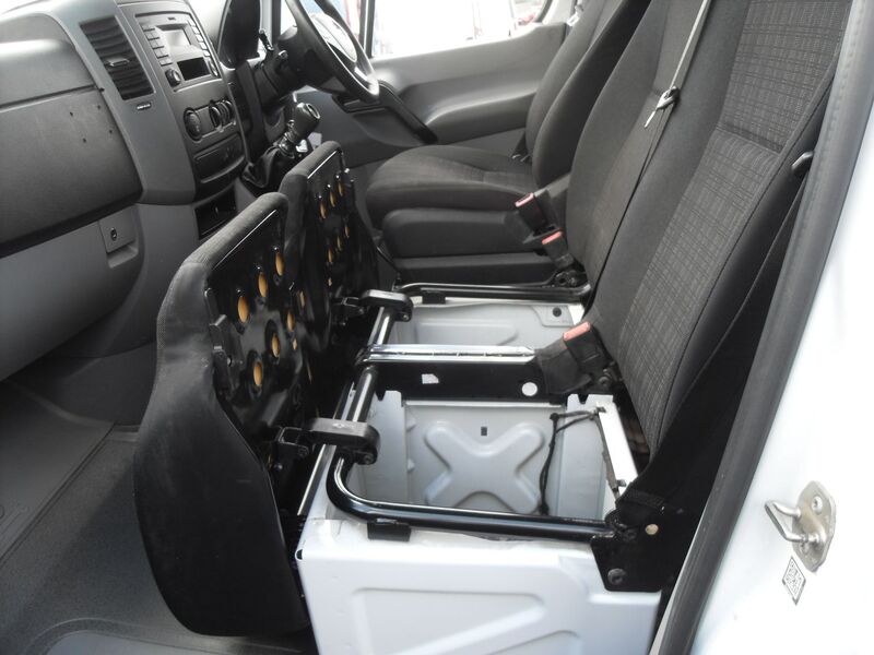 MERCEDES-BENZ SPRINTER