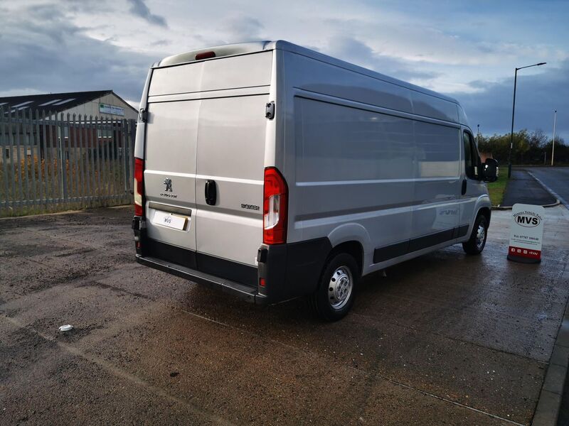 PEUGEOT BOXER