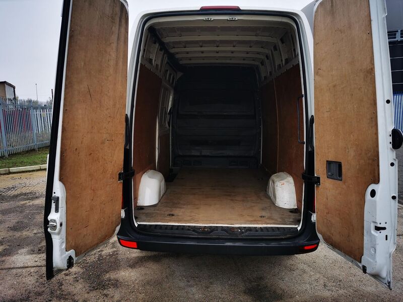 VOLKSWAGEN CRAFTER